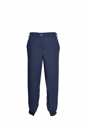 Pantalón azul marino con puño bolsillos y goma